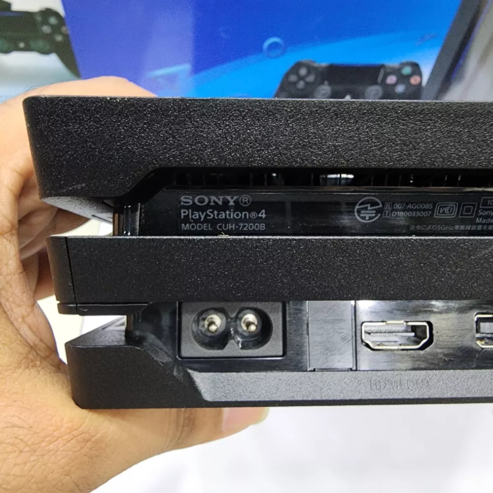 ps4-pro-1tb-jailbreak-price-in-pakistan-8 PS4 Pro 1TB Console with Pre-Installed Games (Used)